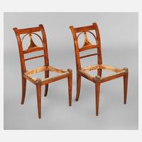 Paar klassizistische Stühle111