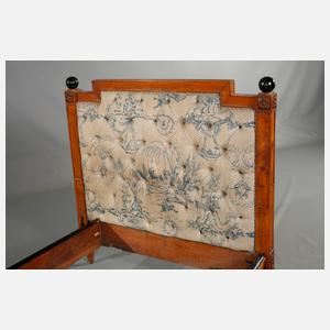 Klassizistisches Bettgestell