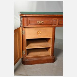 Schreibtisch aus dem Besitz König Albert von Sachsen