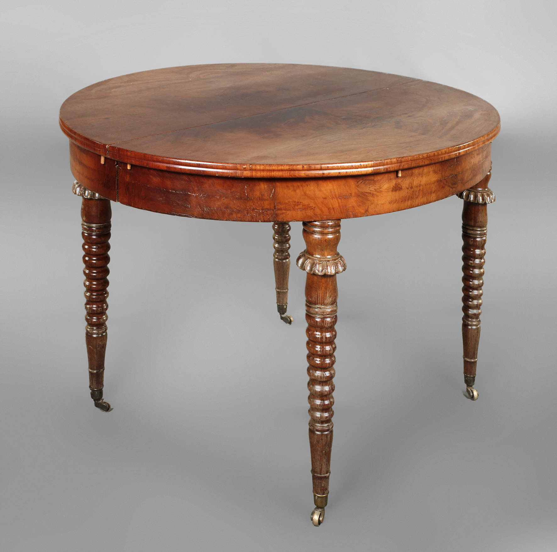 Großer Auszugstisch Biedermeier