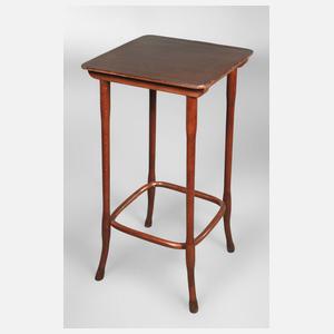 Kleiner Bugholztisch