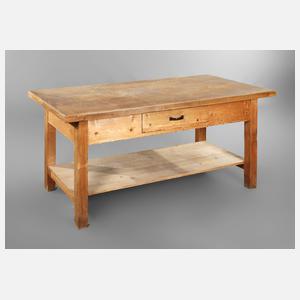 Großer Arbeitstisch