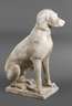 Gartenfigur sitzender Jagdhund