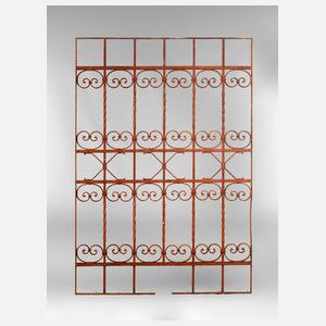 Großes Fenstergitter