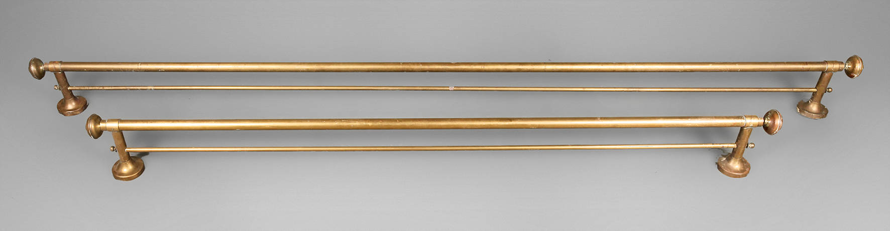 Paar Gardinenstangen Messing