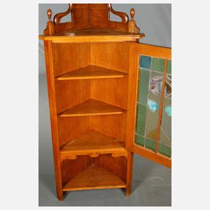 Jugendstil-Eckschränkchen