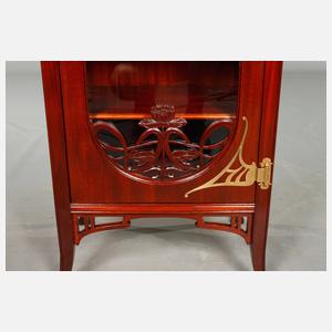 Kleine Jugendstilvitrine