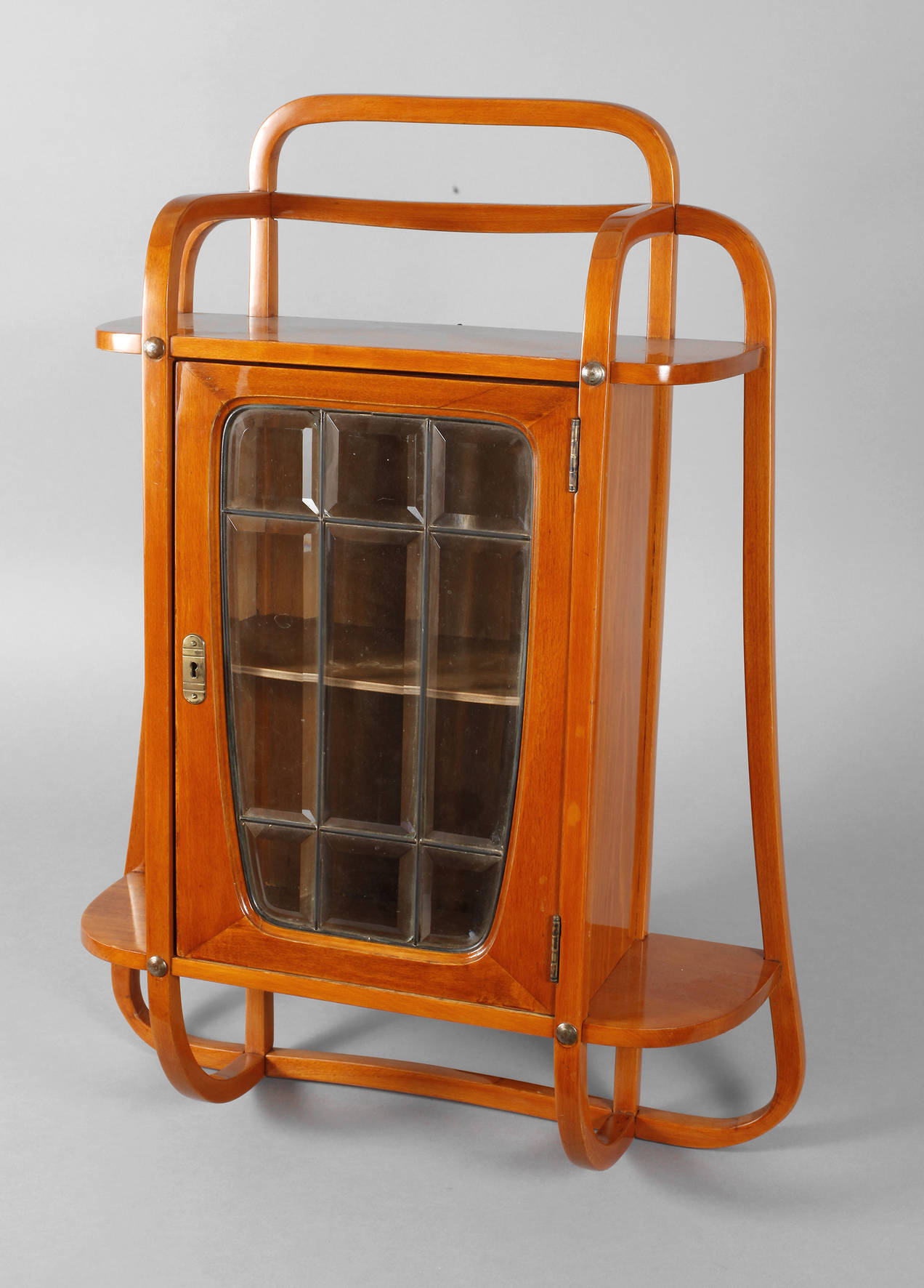 Wandschränkchen Thonet