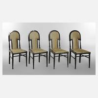 Vier Stühle111