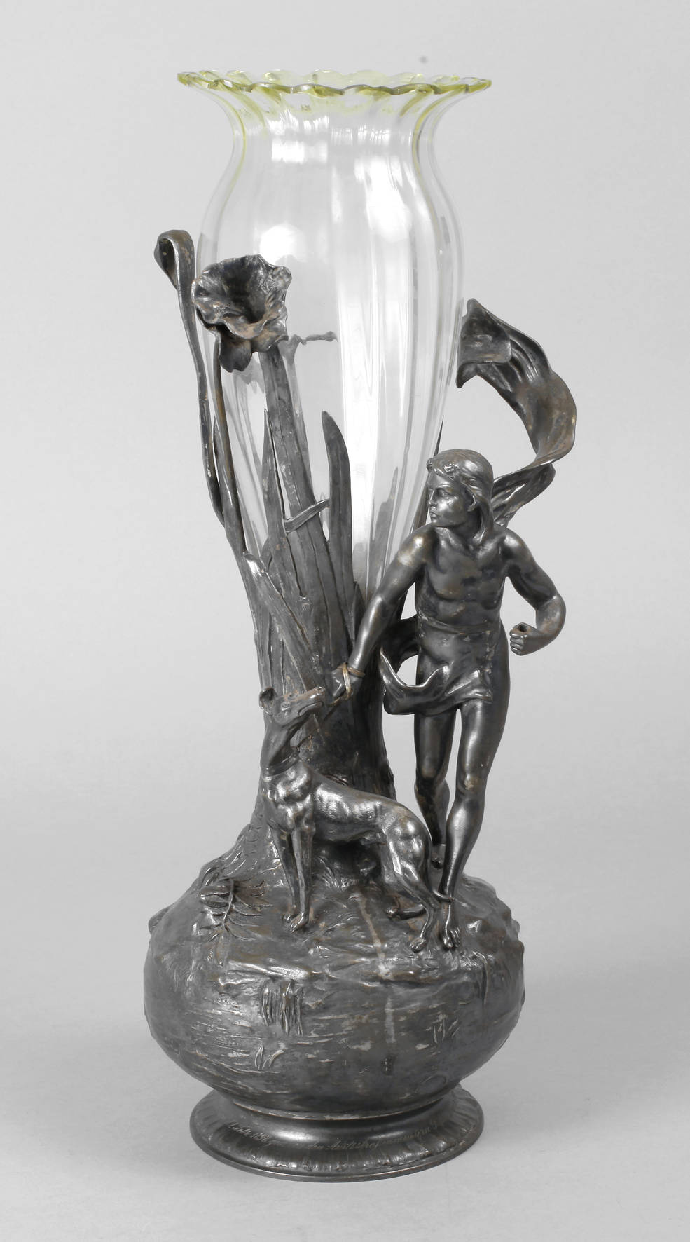 Große figürliche Jugendstilvase