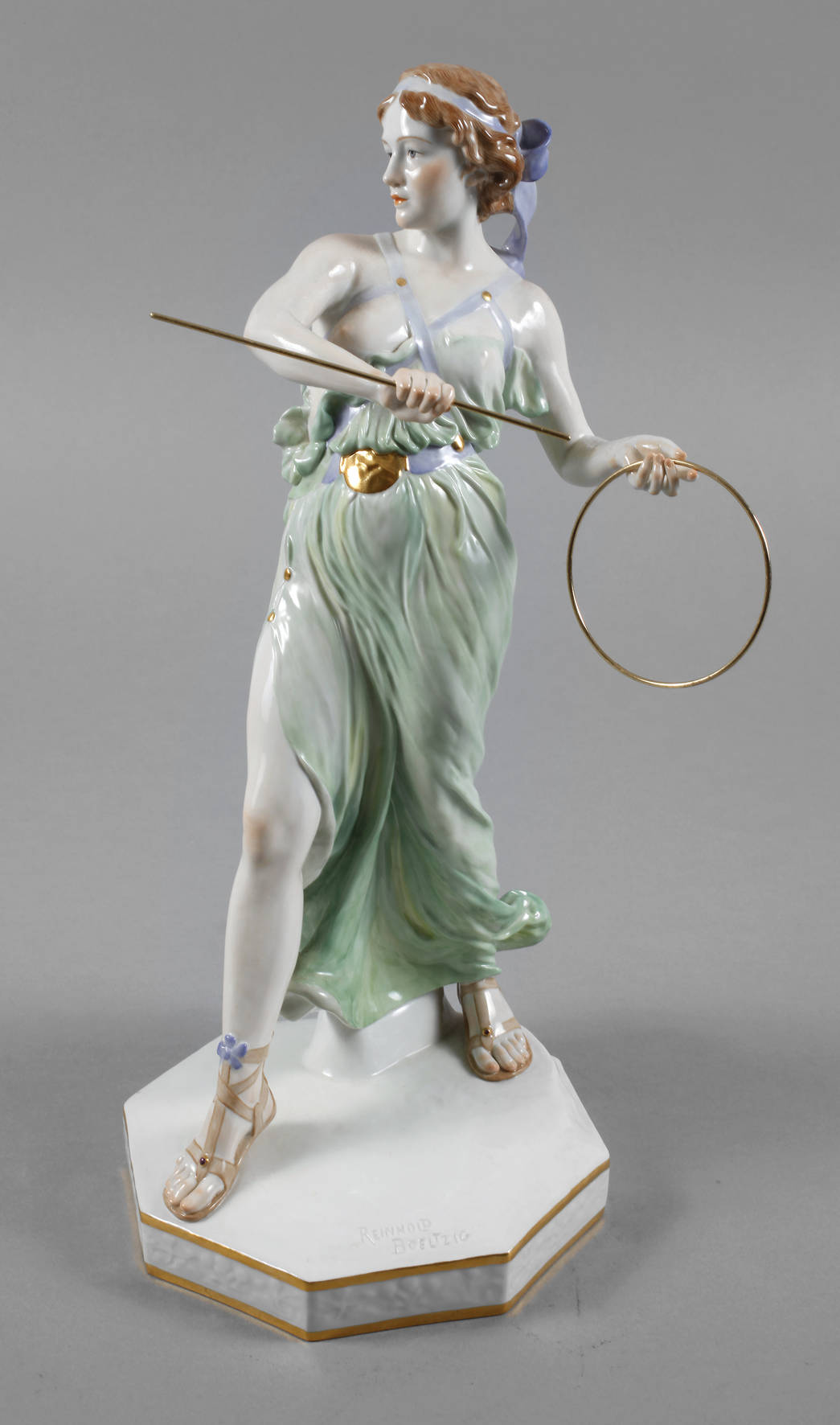 Meissen ”Reifenspielerin mit Stab”