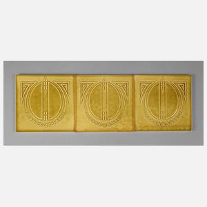 Drei Jugendstilfliesen