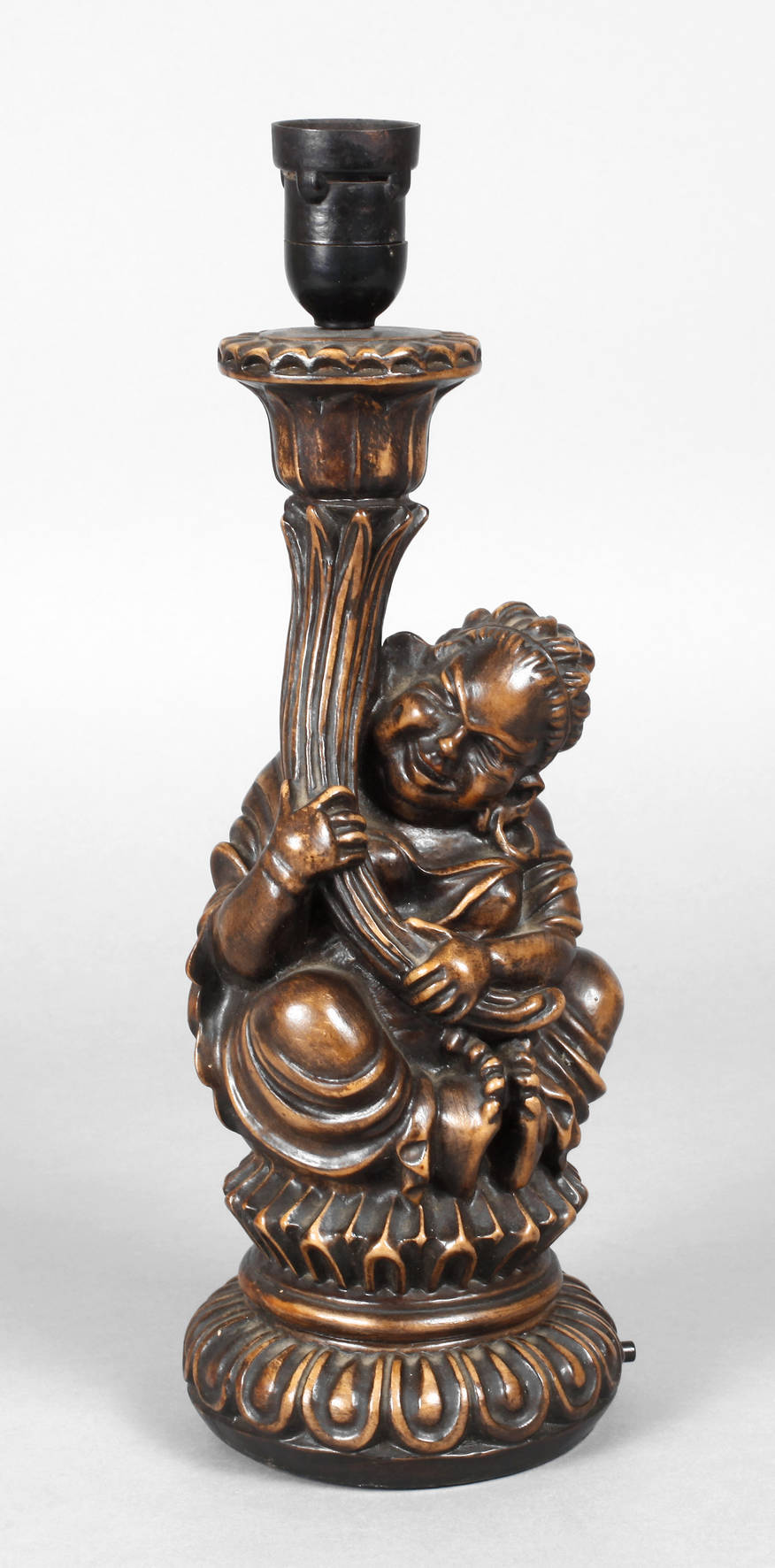 Figürlicher Lampenfuß