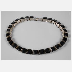 Großes Silbercollier mit Onyx