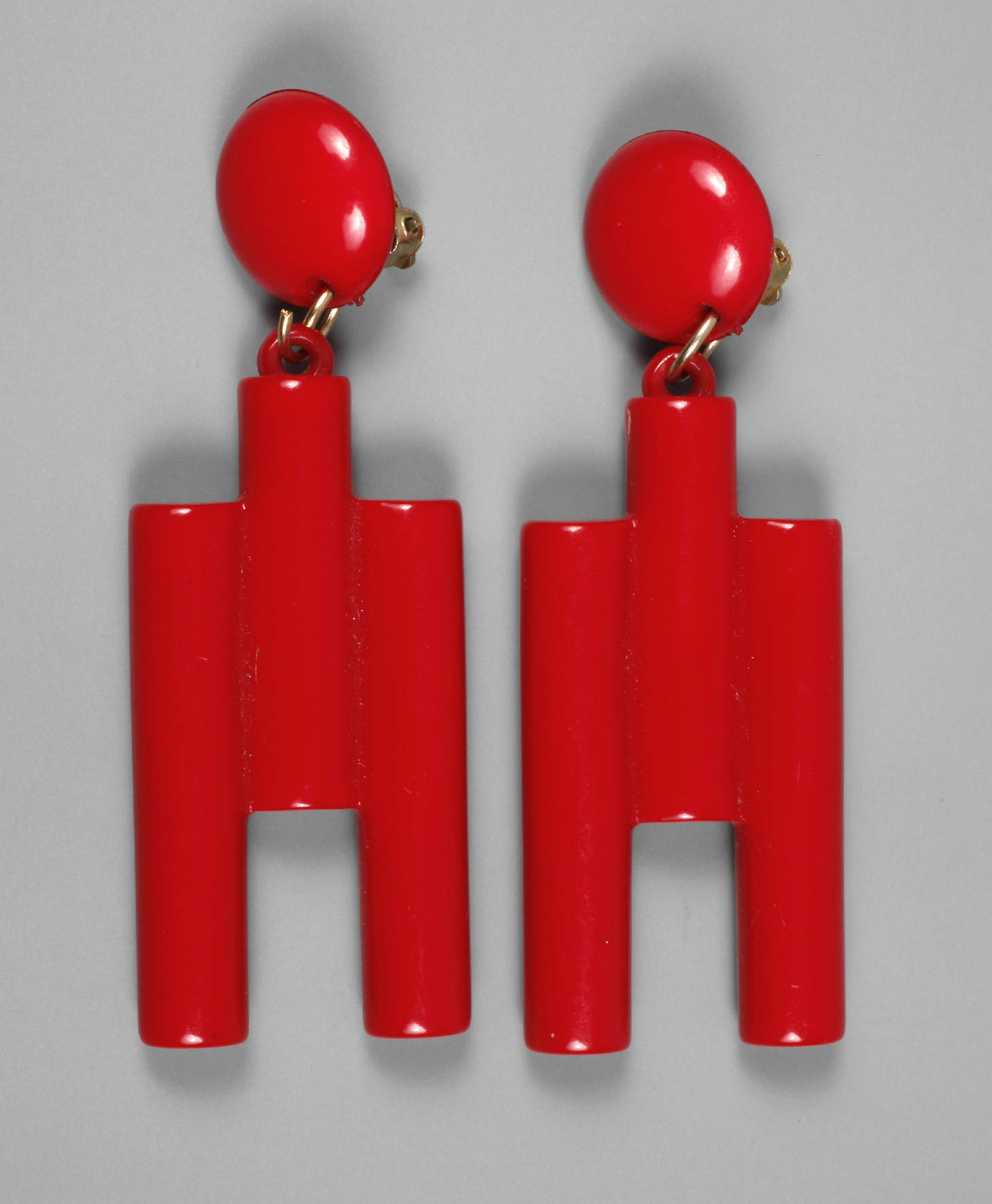 Paar Designohrhänger Kunstoff