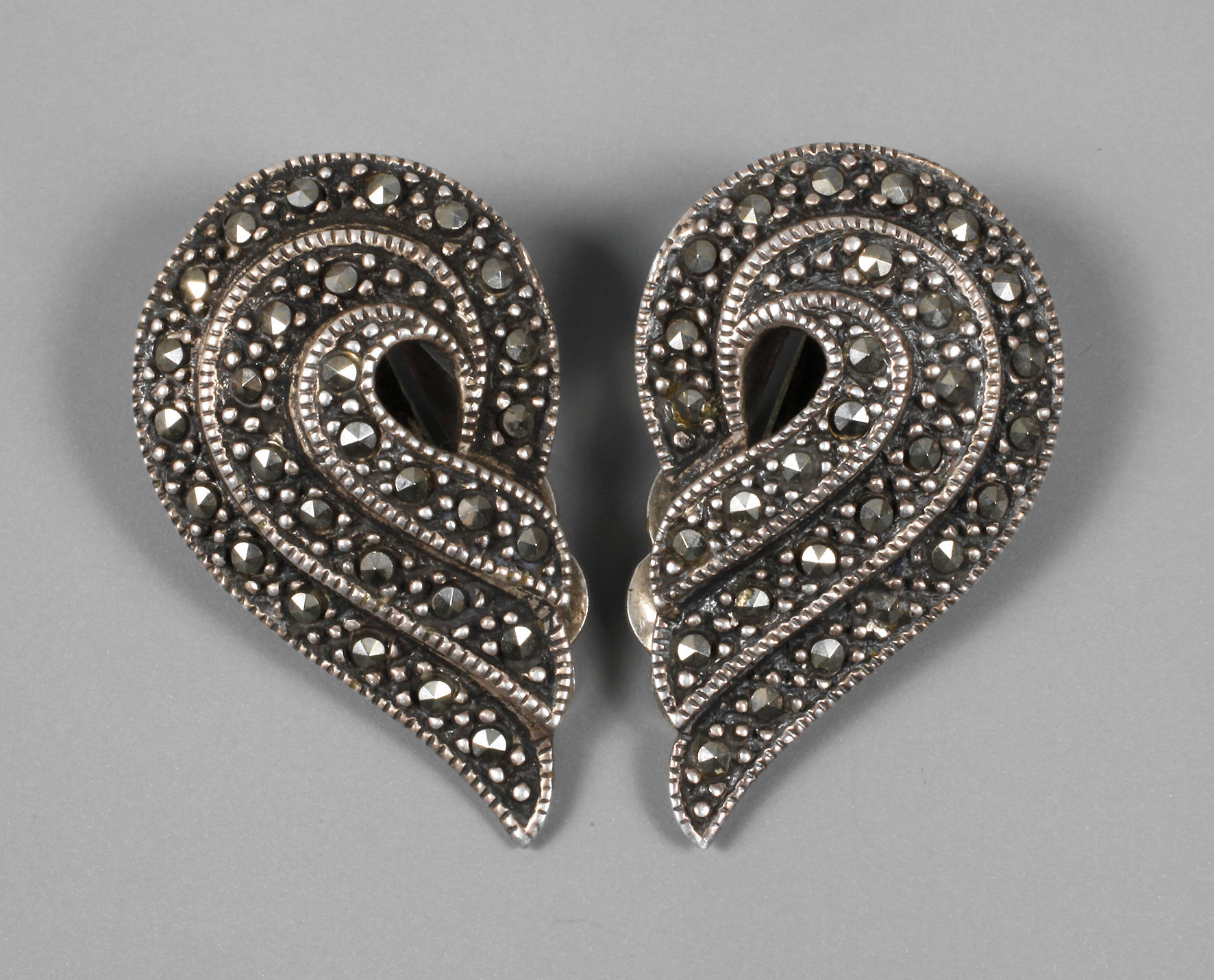 Paar Ohrclips Art déco