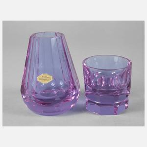 Vase und Schale violett