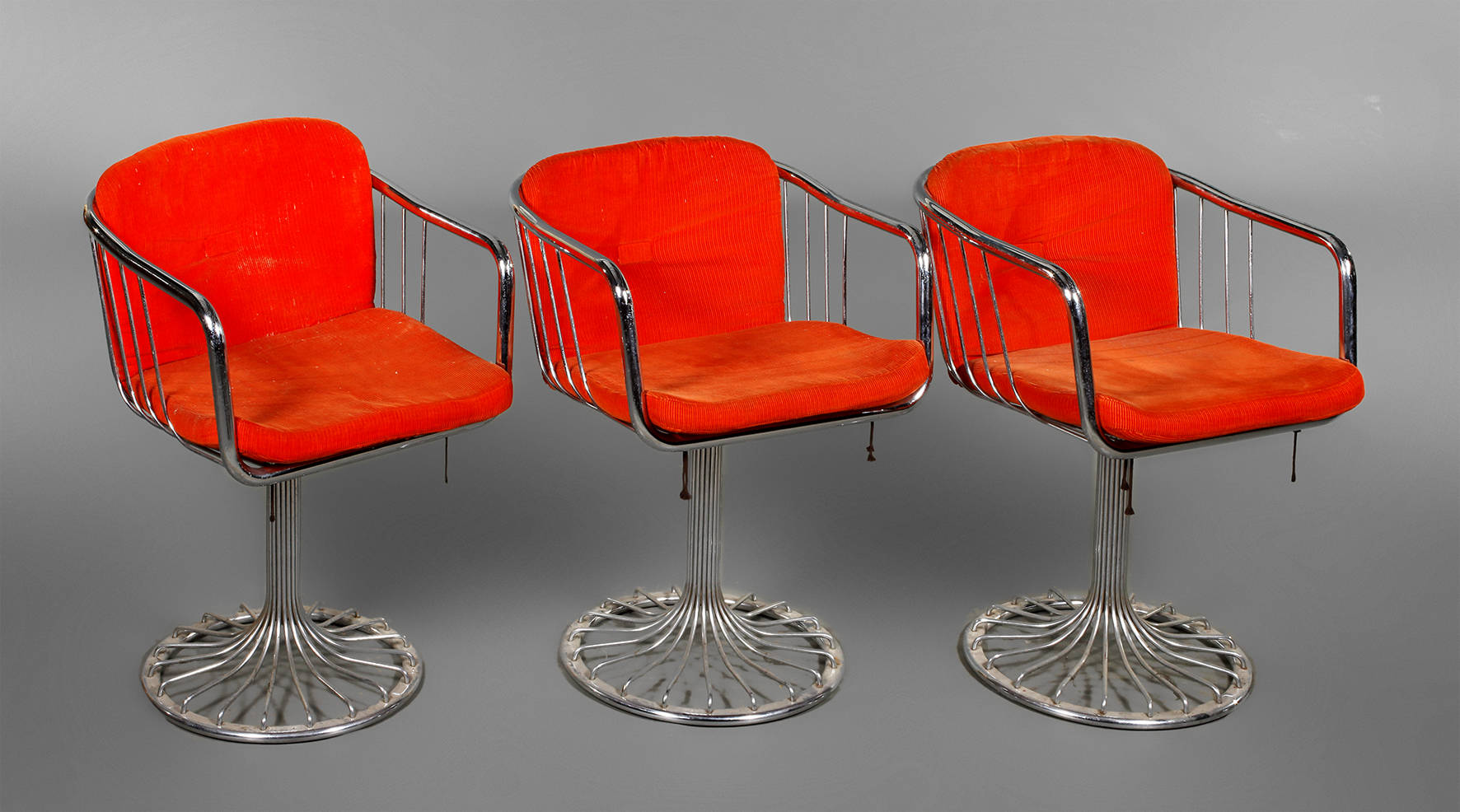 Drei Drehsessel