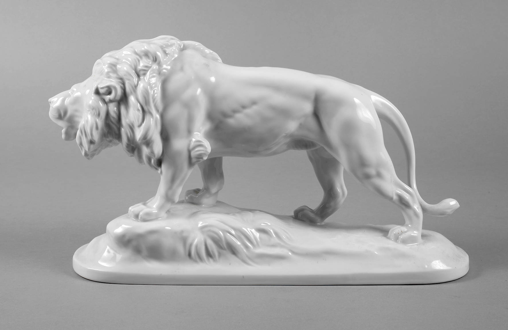 Heubach Tierplastik Löwe