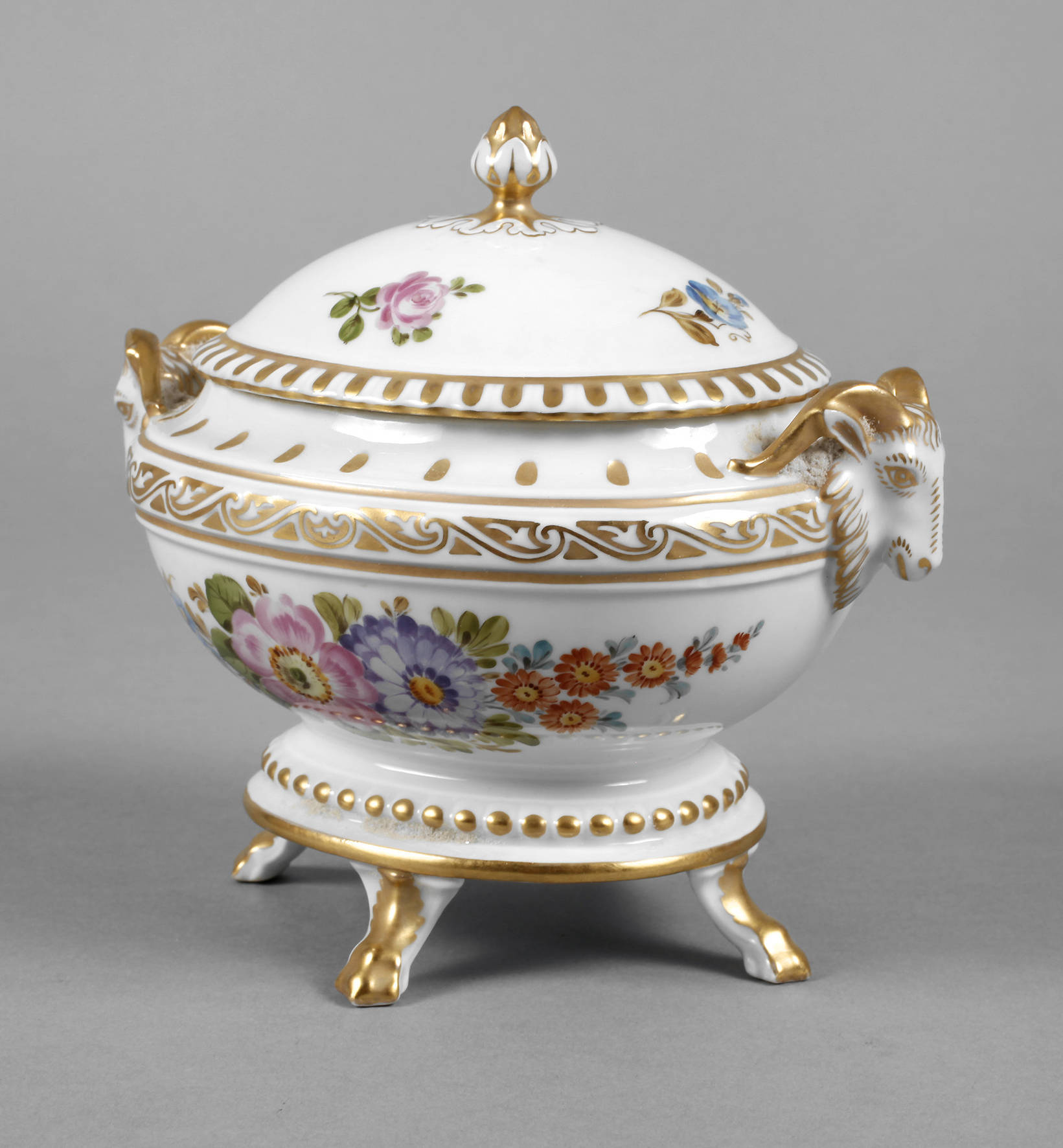 Hutschenreuther Konfektdose mit Widderköpfen