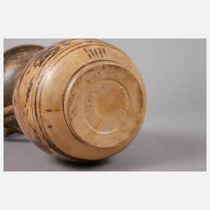 Schlankes hellenistisches Henkelgefäß