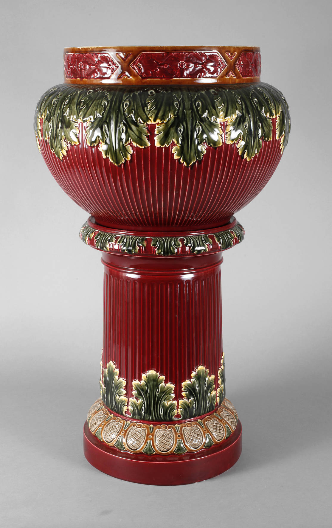 Großer Historismus-Cachepot mit Säule