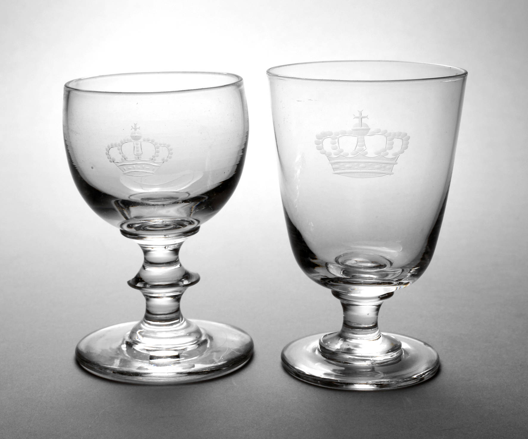 Zwei Trinkgläser aus Adelsbesitz