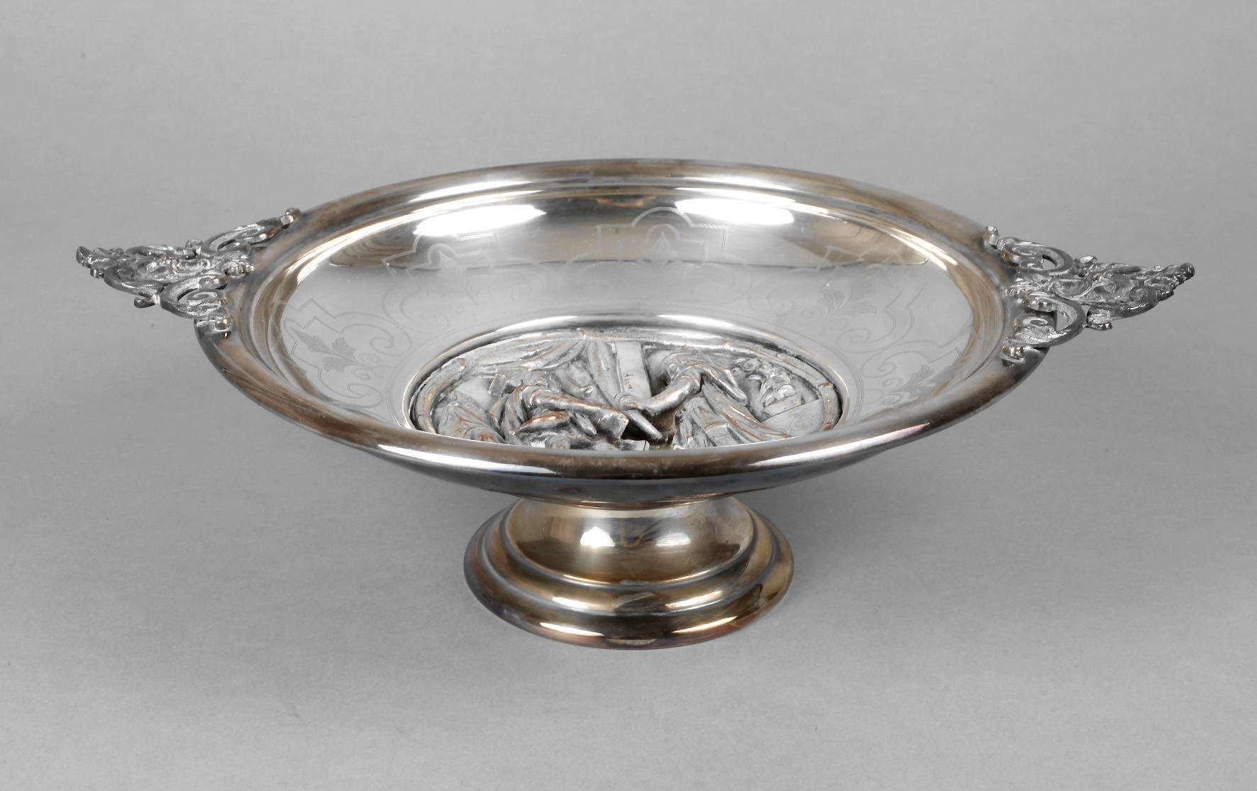 Historismusschale ”Siegfried”