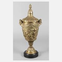 Klassizistische Bronzevase111