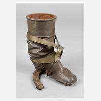 Eisenstiefel auf Hufeisen111