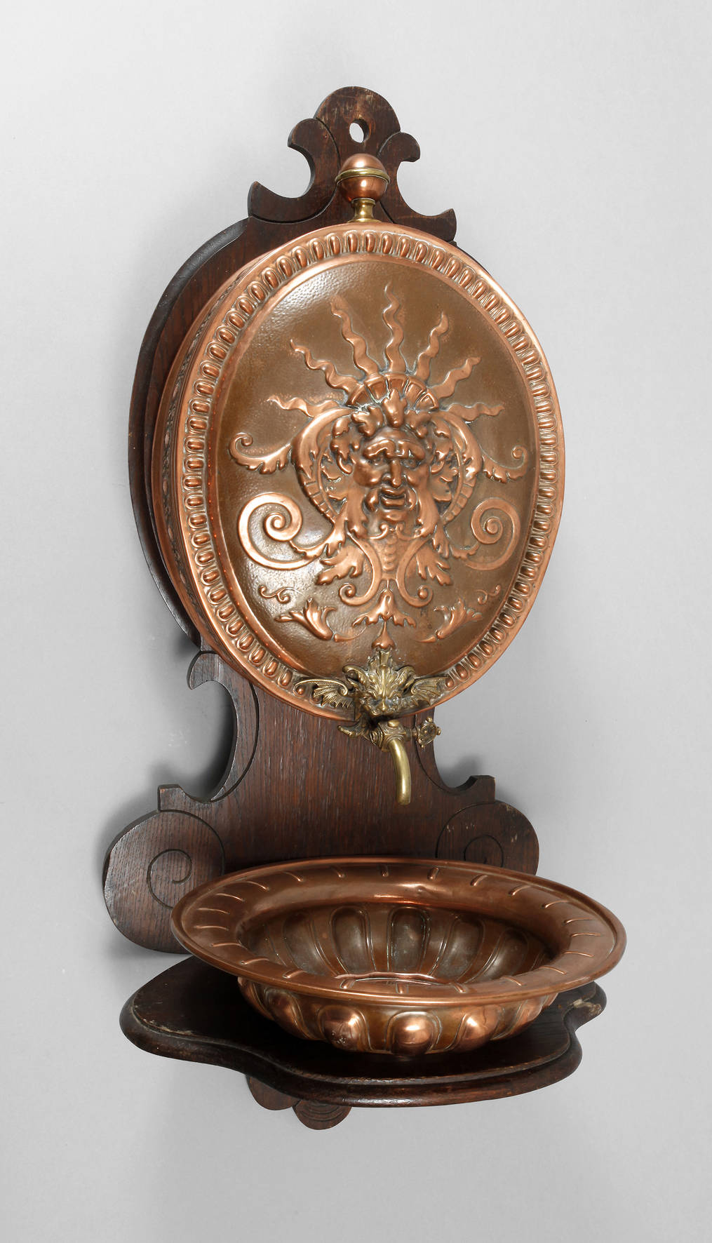 Großes Kupferlavabo Historismus