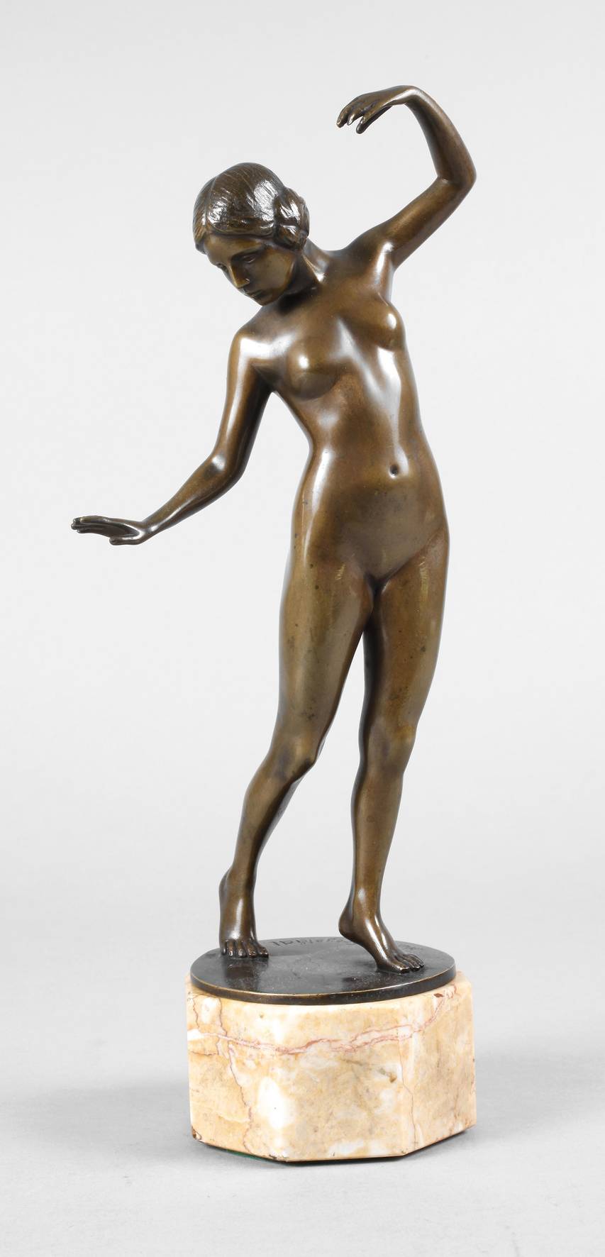 Marta Freystadt, tanzender Frauenakt