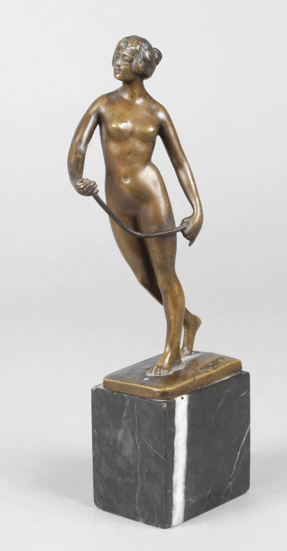 Otto Schmidt-Hofer, weiblicher Akt mit Gerte