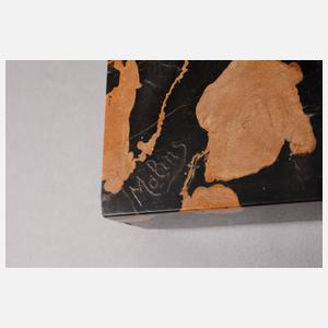 Enrique Molins-Ballesté, Art déco-Dame mit Windhund