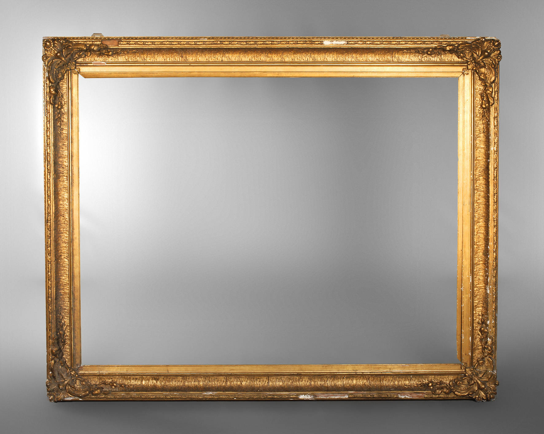 Übergroßer Prunkrahmen