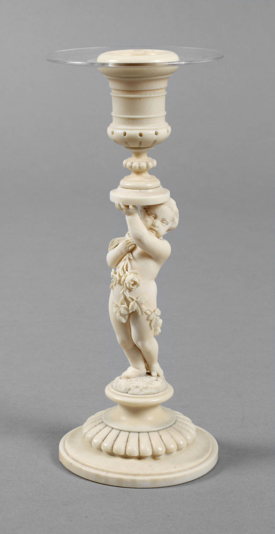 Figürlicher Leuchter Elfenbein