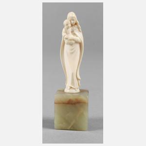 Kleine Elfenbeinschnitzerei