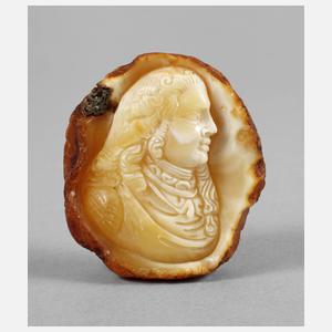 Feine Bernsteinschnitzerei