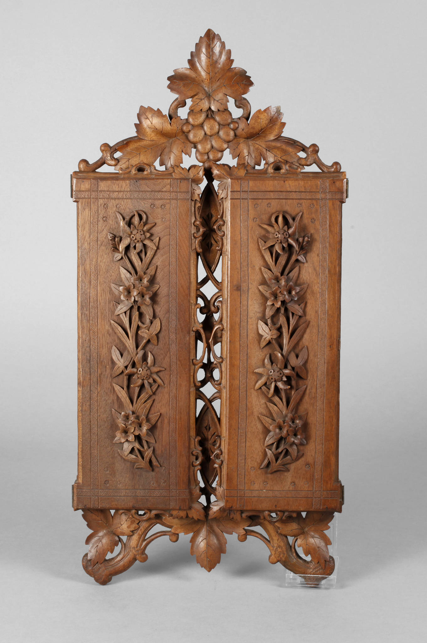 Geschnitzter Bilderrahmen