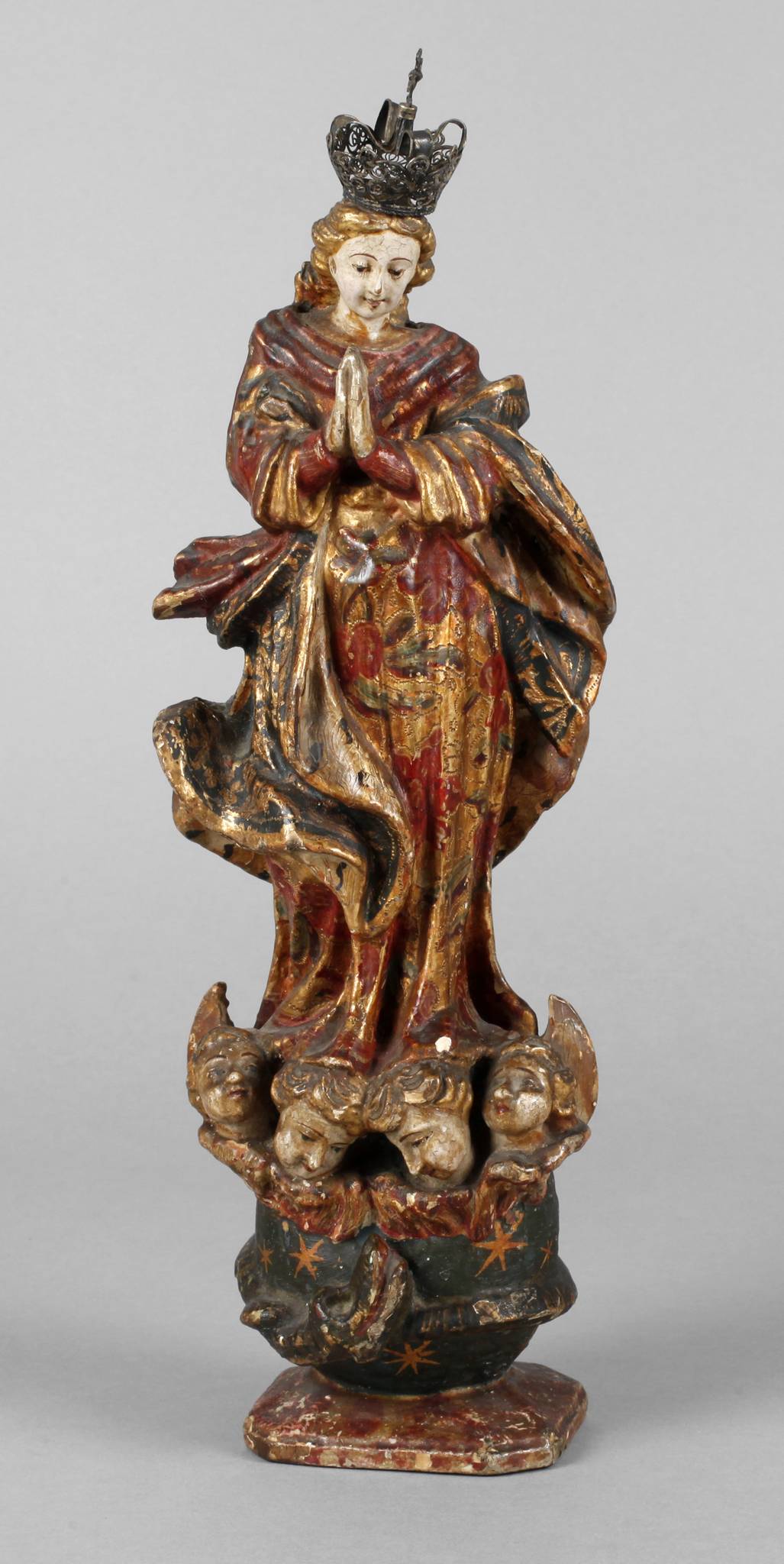 Geschnitzte Heiligenfigur