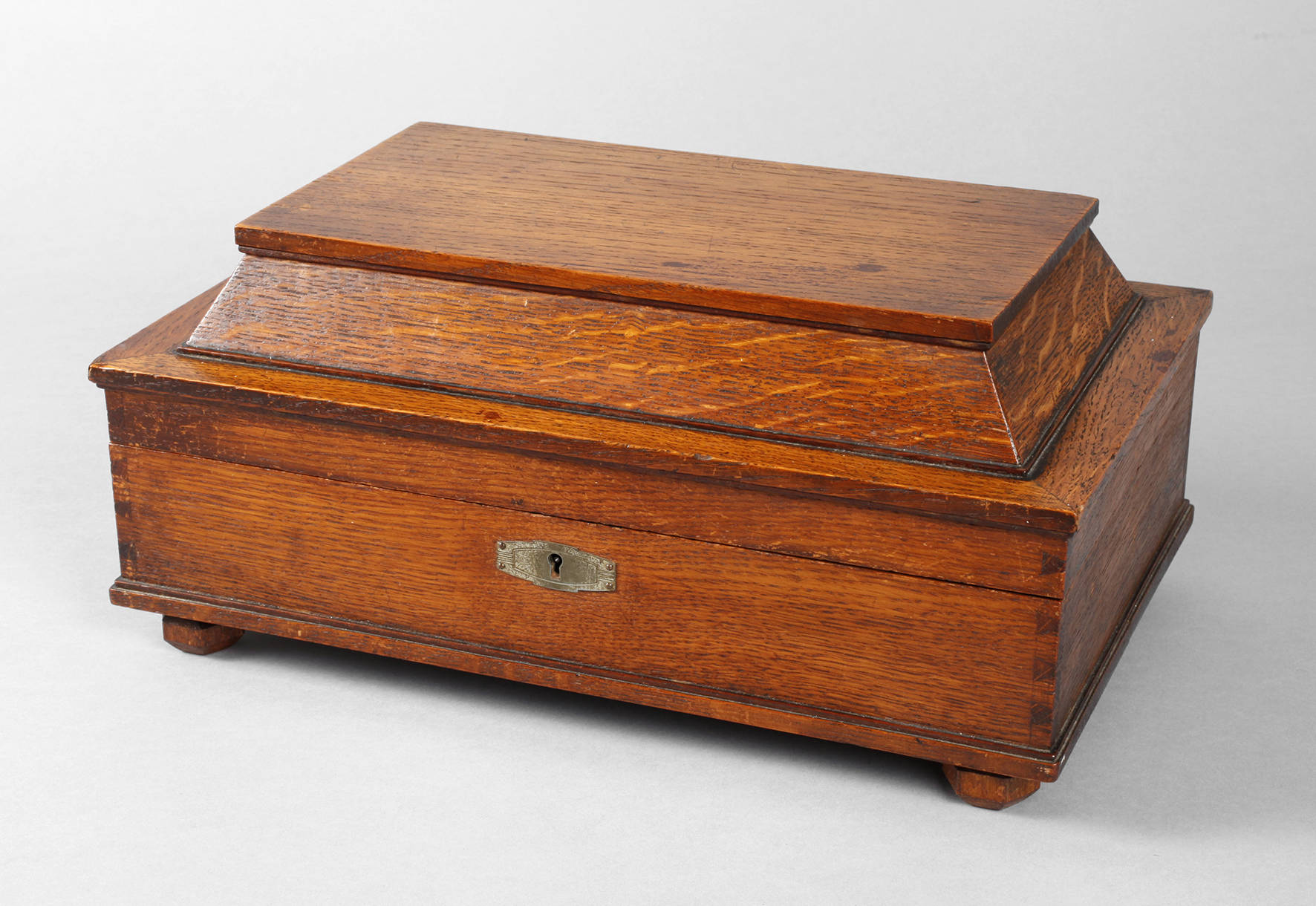 Schmuckschatulle mit Geheimfach