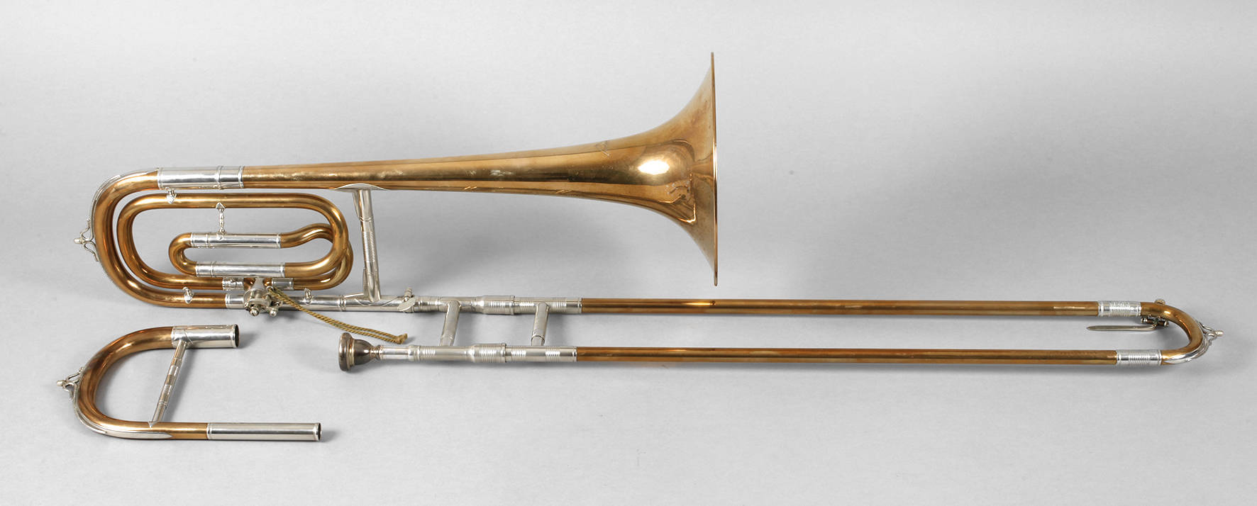 Zugposaune mit Quartventil im Etui