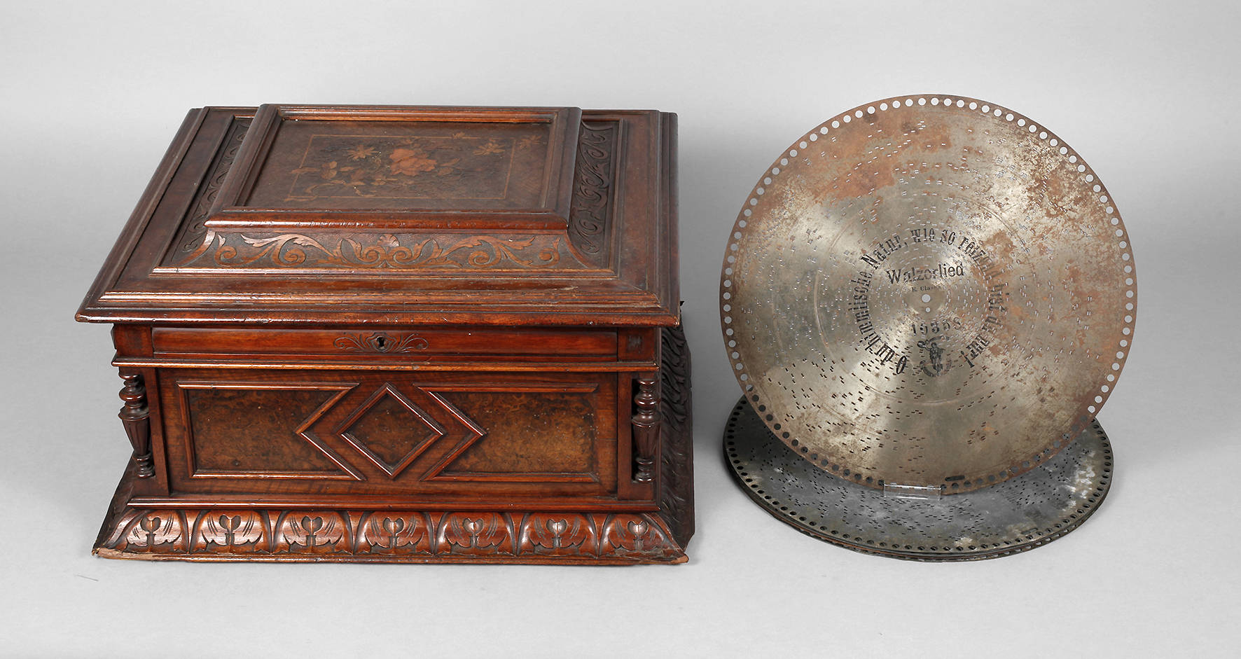 Gehäuse einer Spieldose Polyphon