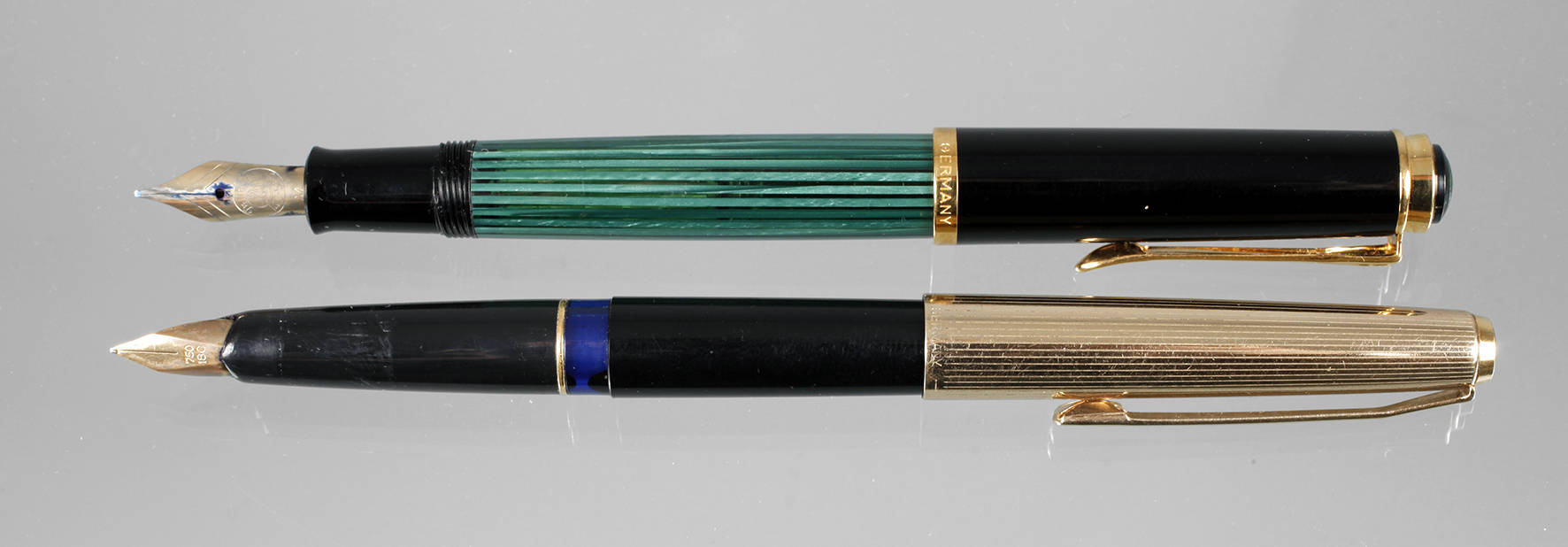 Zwei Füllfederhalter Pelikan