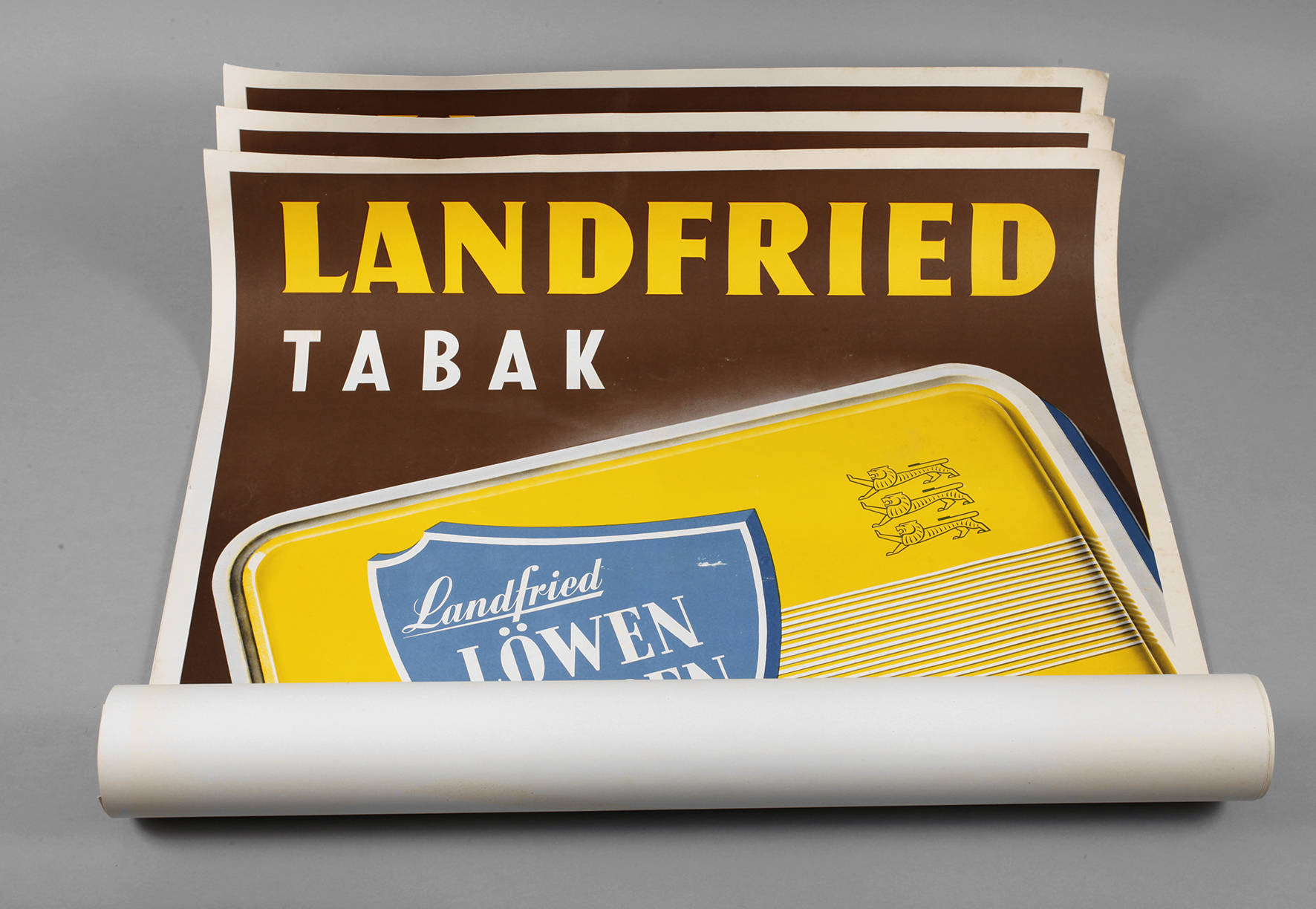 Drei Werbeplakate Landfried
