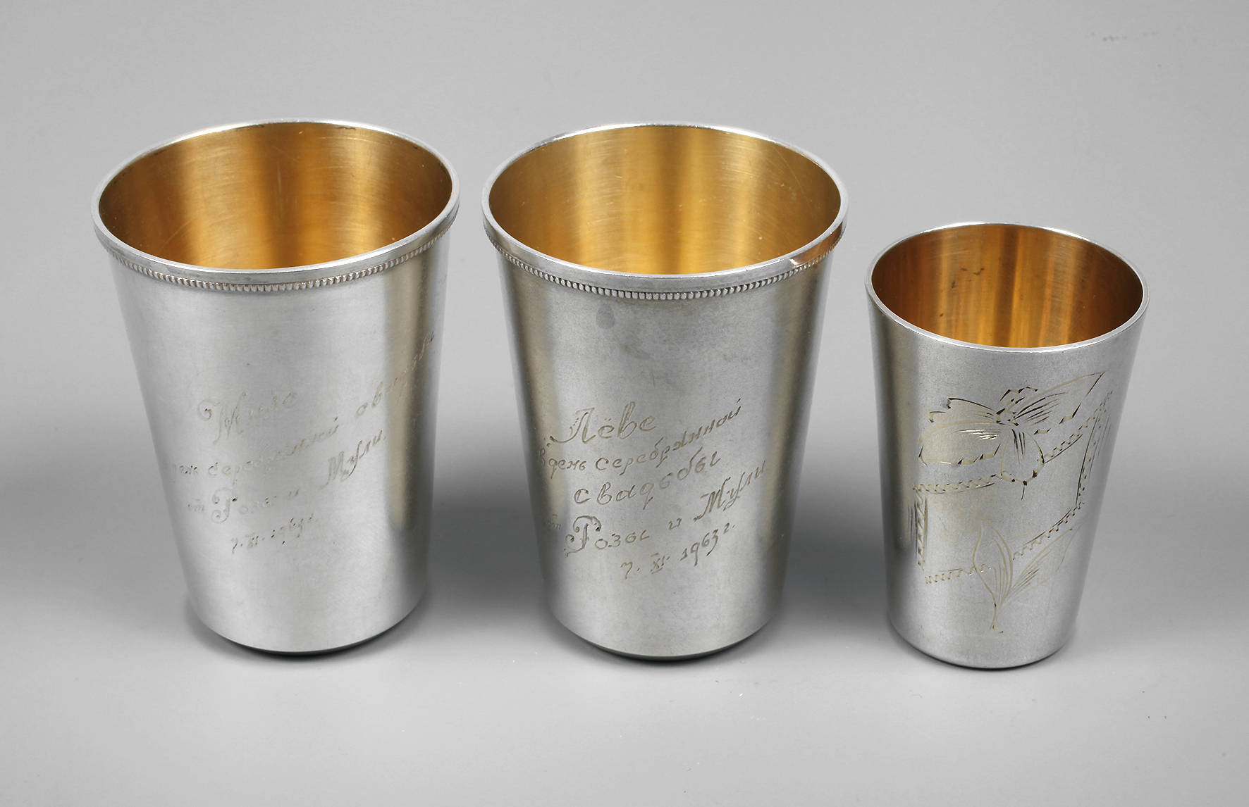 Russland drei Wodkabecher