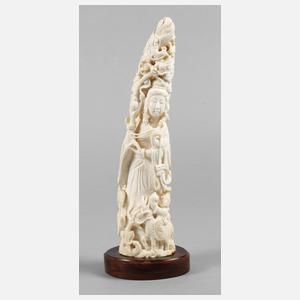 Hochwertige Elfenbeinschnitzerei