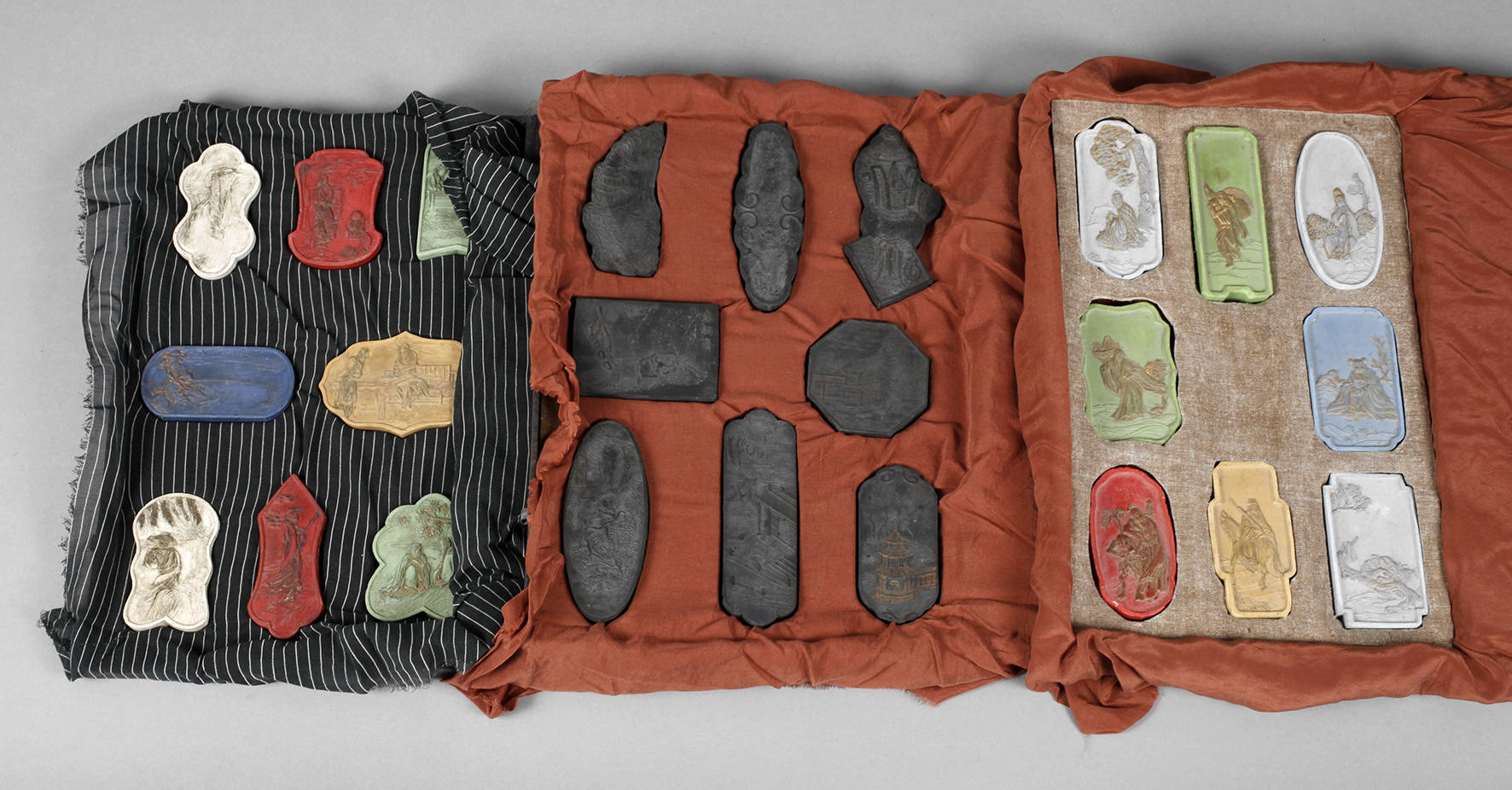 Drei Schuber mit Tuschsteinen