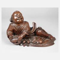 Geschnitzte Holzplastik111