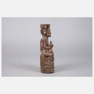 Geschnitzte Holzplastik